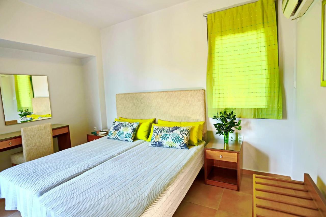Erodios Hotel Karystos  Zewnętrze zdjęcie